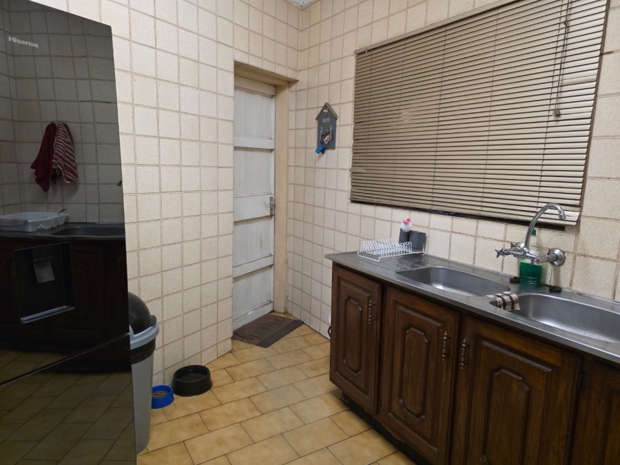 To Let 3 Bedroom Property for Rent in Vaalpark Free State